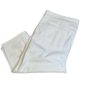 Chico’s Cropped Capri White Size 3.5 XL